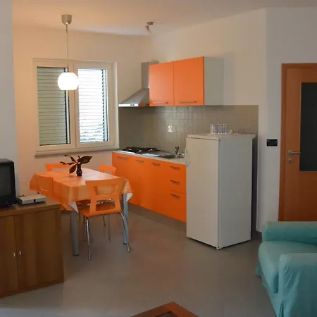 Apartment L'ulivo *